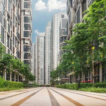 Arcoris Mont Kiara-2-6Px-Netflix-Balcony-Osim-Xbox-Super Fast Internet Apartment Kuala Lumpur Exterior photo